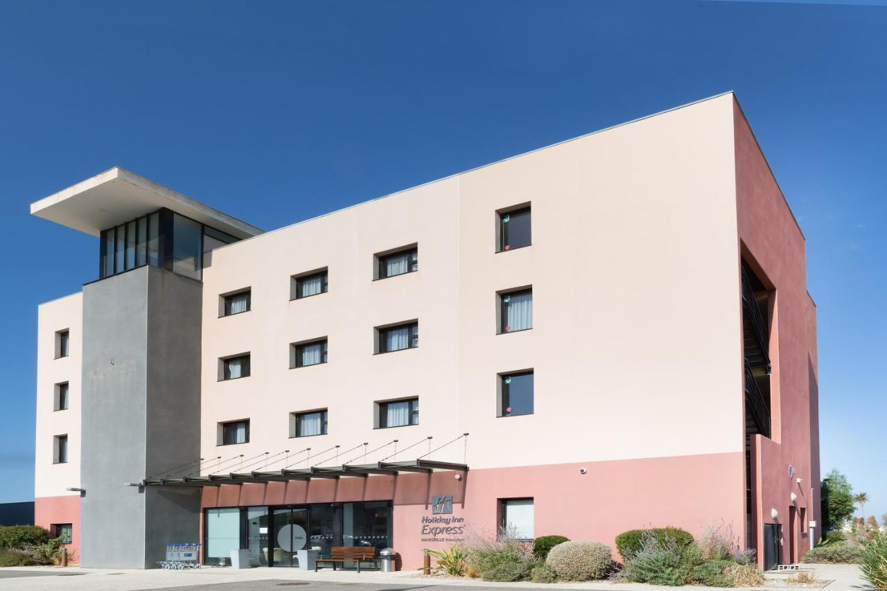 Holiday Inn Express - Marseille Airport, An Ihg Hotel Vitrolles  Bagian luar foto