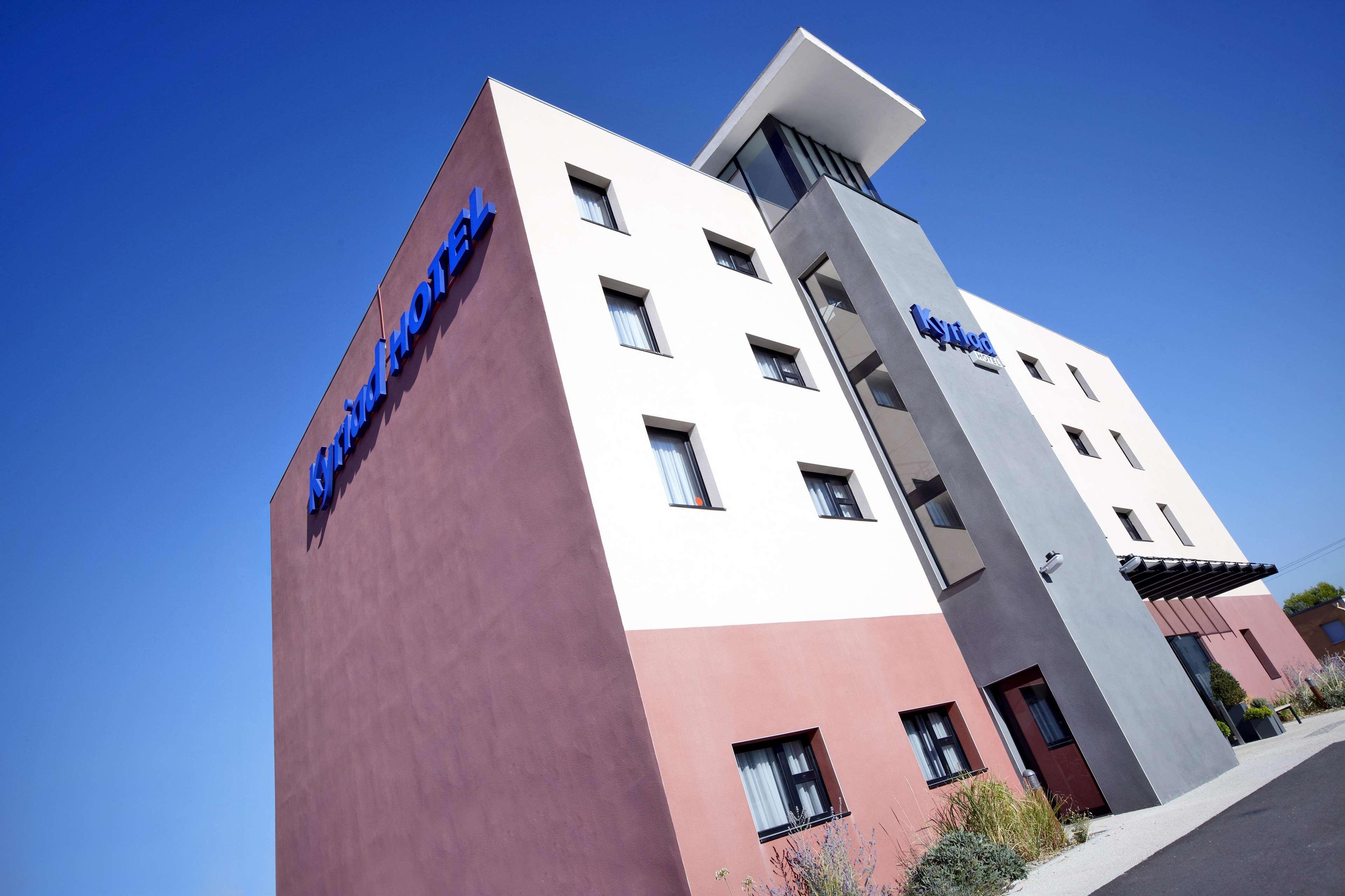 Holiday Inn Express - Marseille Airport, An Ihg Hotel Vitrolles  Bagian luar foto